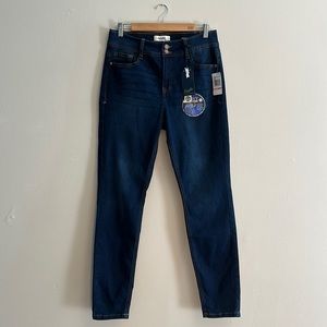 NWT Angels Forever Young curvy skinny jeans size 10